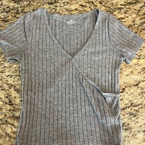 Hollister Gray Ribbed V-Neck Tee